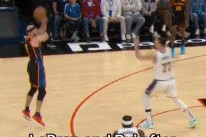 ?詹姆斯抢篮板出界反而对八村发火？还原：应该是说八村没卡位