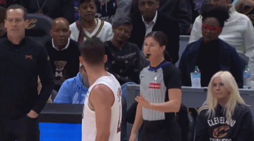 ?公开批评女裁判！骑士杰罗姆被罚款25000?️